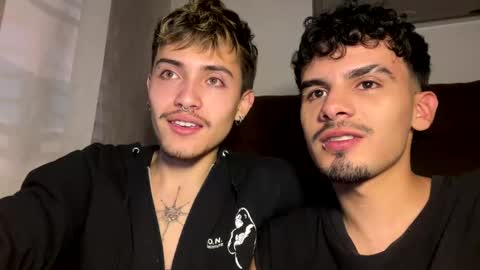 Snapshot of fede69x chatting on December 24, 5:49 am federik online show from December 24, 5:49 am