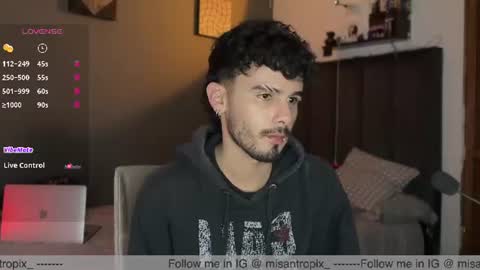federik online show from July 18, 5:33 am