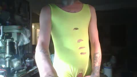 Snapshot of feelfemdom chatting on May 8, 7:52 pm feelfemdom online show from May 8, 7:52 pm