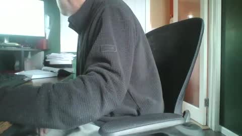 Snapshot of feet_fan69 chatting on December 6, 12:49 pm John Buck online show from December 6, 12:49 pm