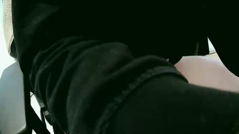 Snapshot of feetlover7878 chatting on February 9, 3:01 pm feetlover7878 online show from February 9, 3:01 pm