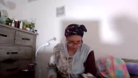 Snapshot of feetnymph chatting on January 11, 7:08 pm Soley online show from January 11, 7:08 pm