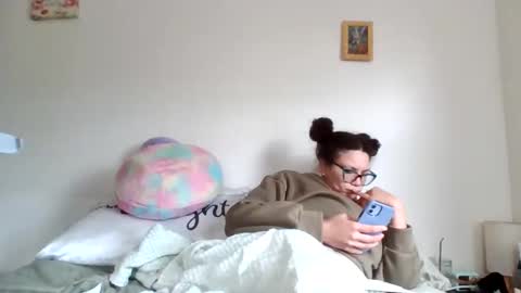 Snapshot of feetnymph chatting on February 28, 6:31 pm Soley online show from February 28, 6:31 pm