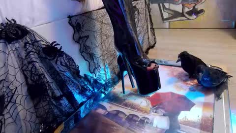 FeetVibe online show from October 24, 8:55 am