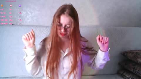 Hi Im Milly  nice 2 meet u 3 online show from April 17, 3:26 pm