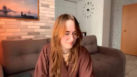 Mary online show from March 28, 5:18 am