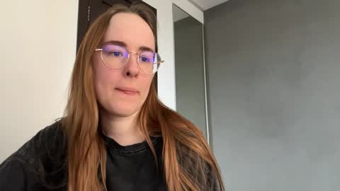 Mary online show from April 16, 7:09 am