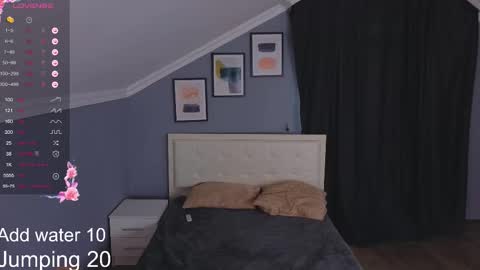 Milena online show from November 21, 10:14 am