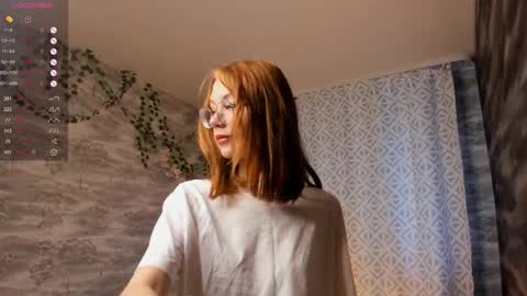 Snapshot of feliceallston chatting on March 7, 11:18 am Doris online show from March 7, 11:18 am