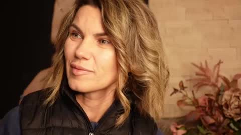 FeliciaKrige online show from April 14, 8:15 pm