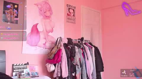 Snapshot of felinexoxo chatting on December 17, 6:03 pm FELINE online show from December 17, 6:03 pm