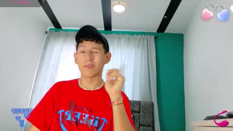 Snapshot of felipehotgonzalez chatting on November 23, 7:02 pm felipehotgonzalez online show from November 23, 7:02 pm