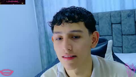 Snapshot of felipehotgonzalez chatting on January 8, 12:18 pm felipehotgonzalez online show from January 8, 12:18 pm