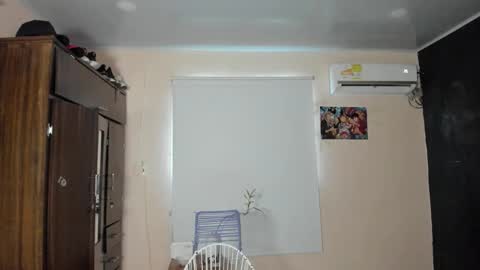 Snapshot of felipereyes28cm chatting on December 4, 5:43 pm Felipe online show from December 4, 5:43 pm