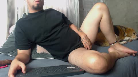 Snapshot of felipevega01 chatting on February 15, 6:26 pm felipe online show from February 15, 6:26 pm