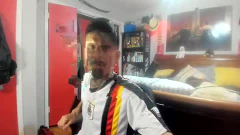 Snapshot of felixchirp chatting on June 13, 7:12 pm Guapito online show from June 13, 7:12 pm