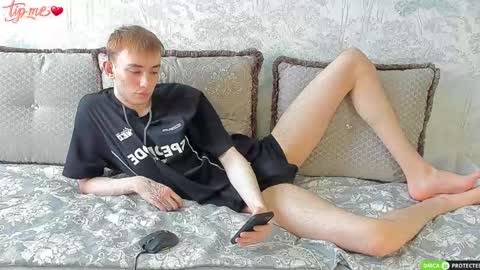 Snapshot of felixcurt69 chatting on May 14, 8:43 am felixcurt online show from May 14, 8:43 am