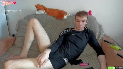 Snapshot of felixcurt69 chatting on May 20, 8:09 am felixcurt online show from May 20, 8:09 am