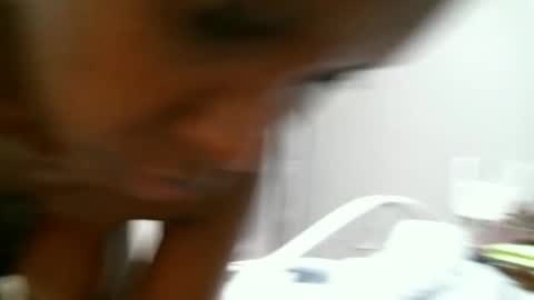 Snapshot of femaqueen chatting on February 28, 1:25 pm Navil online show from February 28, 1:25 pm