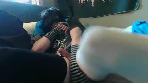 femboy42u online show from April 15, 10:32 pm