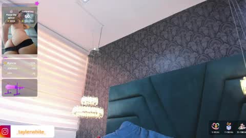 Snapshot of femboy_max chatting on April 18, 7:07 pm Femboy Max online show from April 18, 7:07 pm
