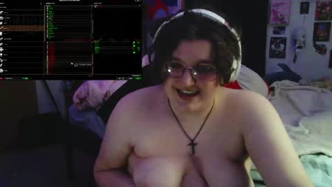 femcelsam online show from April 15, 4:30 am