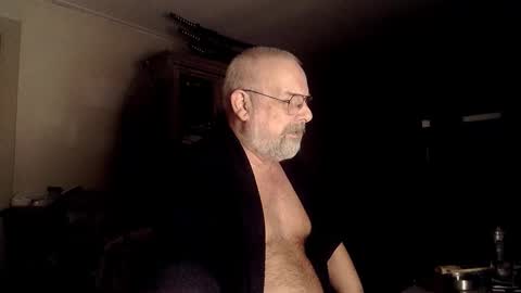 femdom_sub online show from March 10, 5:01 am