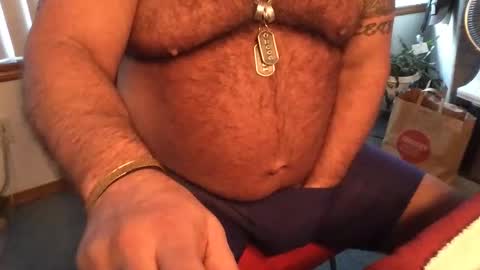 Snapshot of femdomisgood chatting on February 12, 12:58 am Femdomisgood online show from February 12, 12:58 am