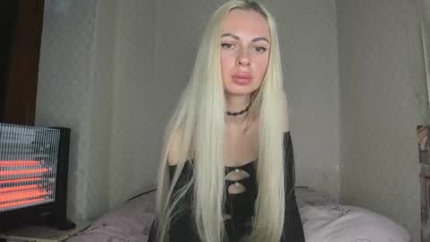 Snapshot of femida13 chatting on November 15, 2:24 pm femida13 online show from November 15, 2:24 pm