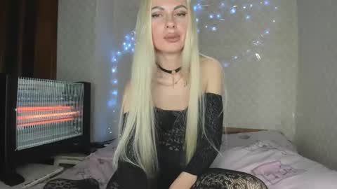 Snapshot of femida13 chatting on November 28, 5:04 pm femida13 online show from November 28, 5:04 pm