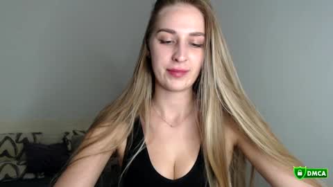 Snapshot of femkedejager chatting on May 21, 7:43 pm Femke online show from May 21, 7:43 pm