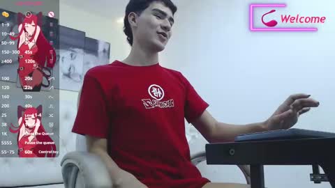 Snapshot of fenix19_ chatting on February 8, 3:19 am IM FENIX online show from February 8, 3:19 am