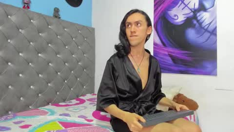 Snapshot of fenix_karoll chatting on October 1, 11:11 pm Karol online show from October 1, 11:11 pm