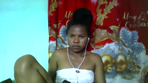 Snapshot of fenou122745 chatting on September 20, 7:04 pm fenou122745 online show from September 20, 7:04 pm