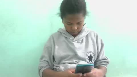 Snapshot of fenou122745 chatting on October 3, 5:32 pm fenou122745 online show from October 3, 5:32 pm