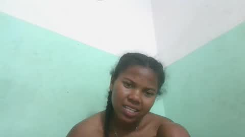 Snapshot of fenou122745 chatting on October 15, 6:41 pm fenou122745 online show from October 15, 6:41 pm