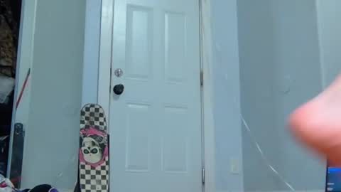 Snapshot of feralasf chatting on February 20, 11:31 am FE fee online show from February 20, 11:31 am