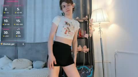 feralsyntax online show from April 6, 6:25 am