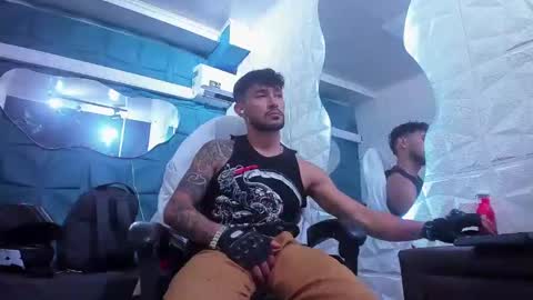 Snapshot of ferchodaniels chatting on March 12, 8:10 pm Daniel Fernando online show from March 12, 8:10 pm