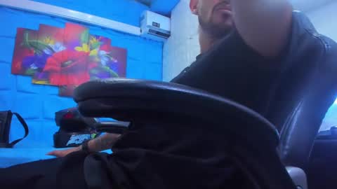 Snapshot of ferchodaniels chatting on September 10, 7:25 pm Daniel Fernando online show from September 10, 7:25 pm