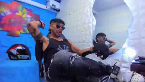 Snapshot of ferchodaniels chatting on September 11, 7:47 pm Daniel Fernando online show from September 11, 7:47 pm