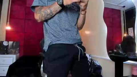 Snapshot of ferchodaniels chatting on September 17, 7:15 pm Daniel Fernando online show from September 17, 7:15 pm