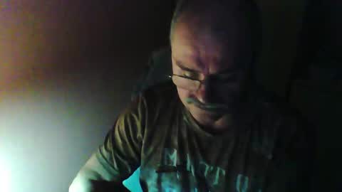 Snapshot of ferda5908736 chatting on January 26, 5:34 pm ferda5908736 online show from January 26, 5:34 pm