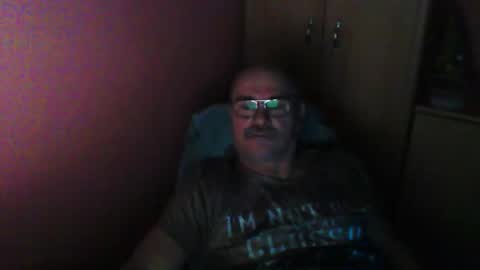 Snapshot of ferda5908736 chatting on January 28, 5:22 am ferda5908736 online show from January 28, 5:22 am