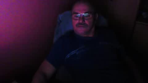 Snapshot of ferda5908736 chatting on February 1, 5:39 am ferda5908736 online show from February 1, 5:39 am