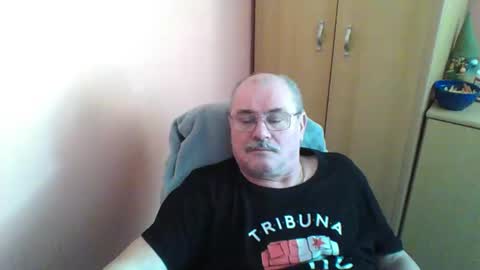 Snapshot of ferda5908736 chatting on February 4, 11:16 am ferda5908736 online show from February 4, 11:16 am