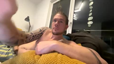 Snapshot of ferdl1988_1 chatting on January 11, 10:18 pm ferdl1988_1 online show from January 11, 10:18 pm