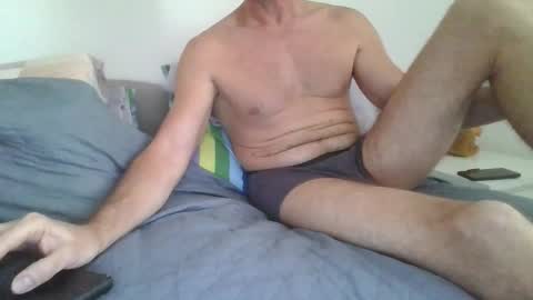 fergi1999 online show from October 8, 2:04 pm