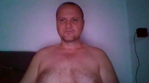 Snapshot of ferkooo111 chatting on November 5, 3:50 am Dorotheo online show from November 5, 3:50 am