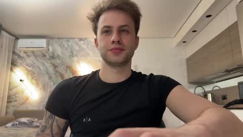 ferminlune online show from April 9, 5:07 pm